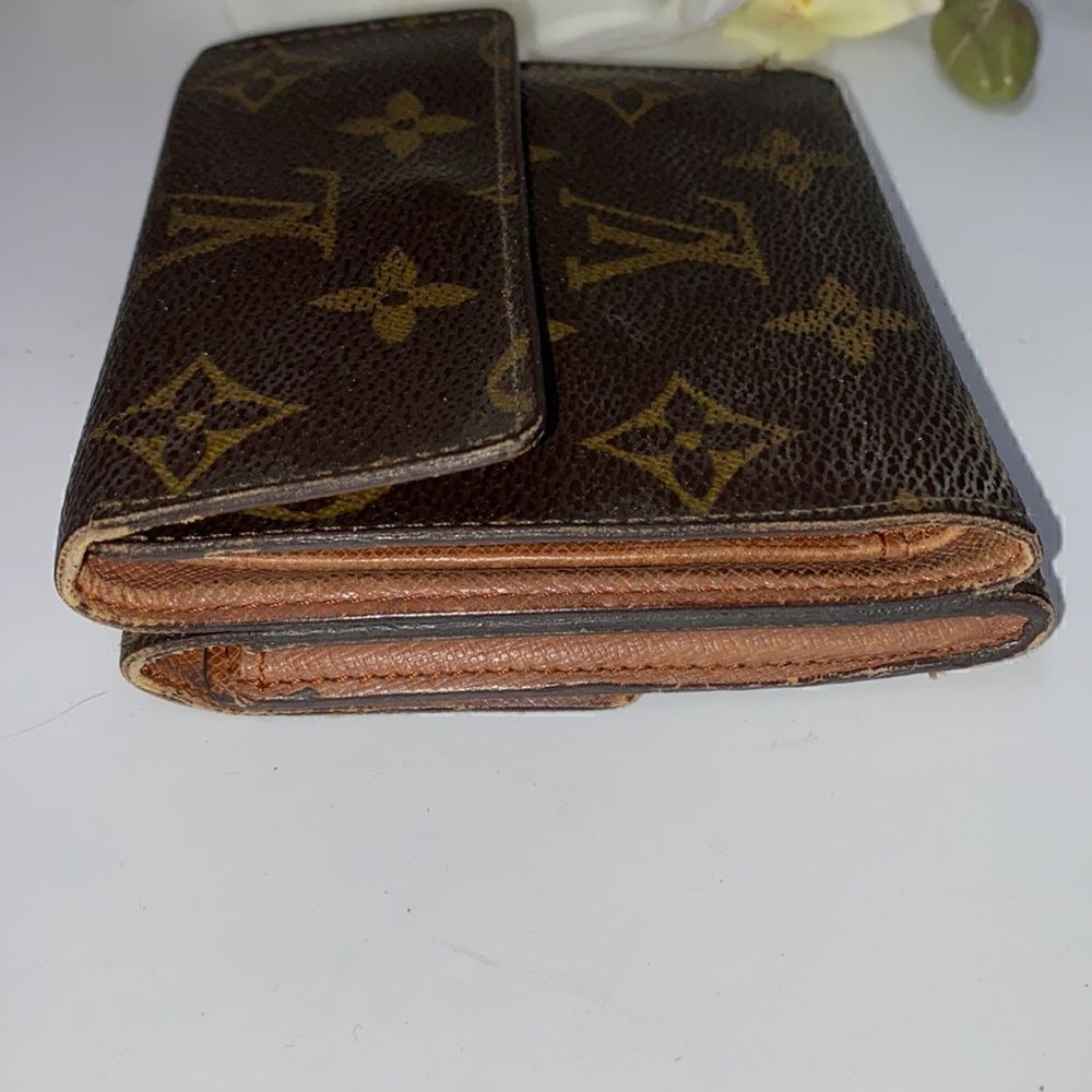 Authentic Louis Vuitton Elise Compact Wallet - Picture 5 of 12